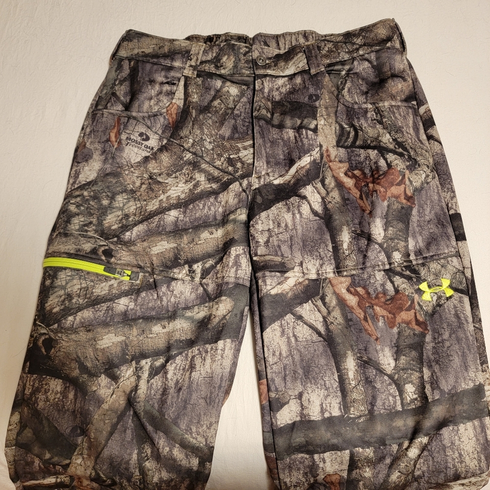 Under Armour camo hunting pants